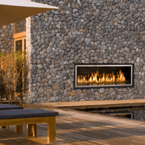 The Town & Country outdoor gas fireplace offers a long line of flame paired with a variety of interior media and panel options to fit your design.