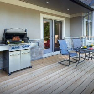 The Napoleon Prestige RSIB Series gas grills includes the infrared side burner, perfect for searing, and the infrared rotisserie.